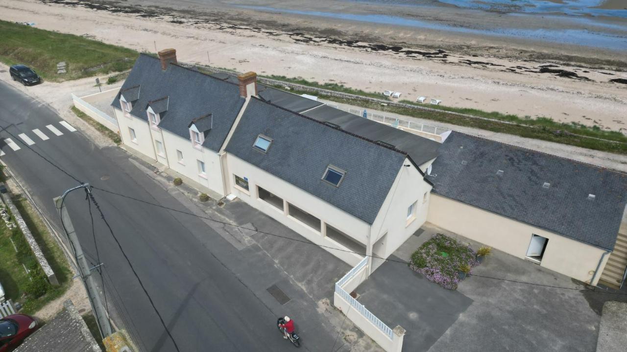 Villa Relais Des Iles Saint Marcouf Exterior foto